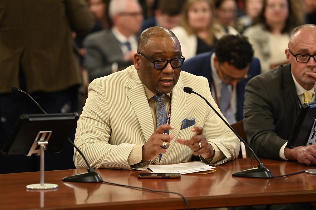 Sen. Chris Belt 